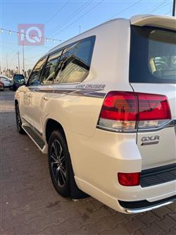 تويوتا لاندكروزر